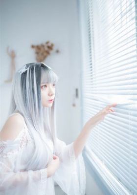 www视频